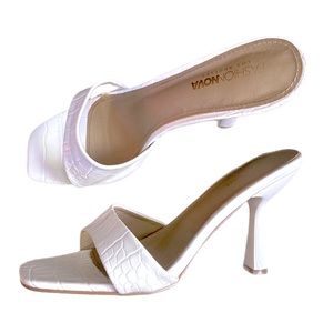 Fashion Nova White Textured Heeled Sandals size 10